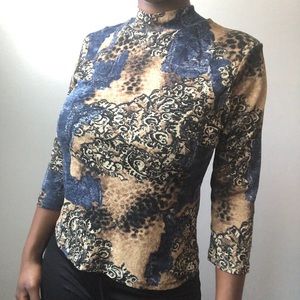 Antique 3/4 Sleeve Turtleneck